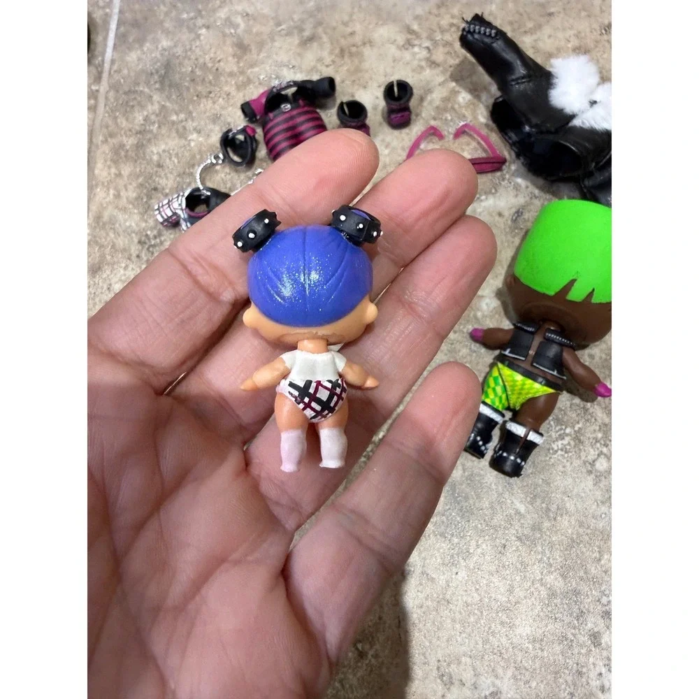 LOL‎ Surprise Dolls Lot OMG and Tot With Clothes Accessories Y2K Punk Style